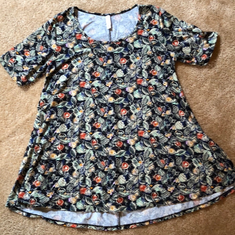 Lularoe Perfect T
